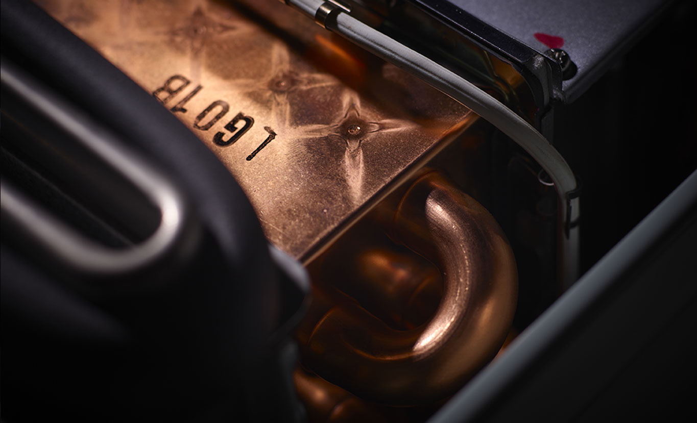 Rinnai Infinity B Gas Continuous Flow Hot Water (interior - heat exchanger close up)